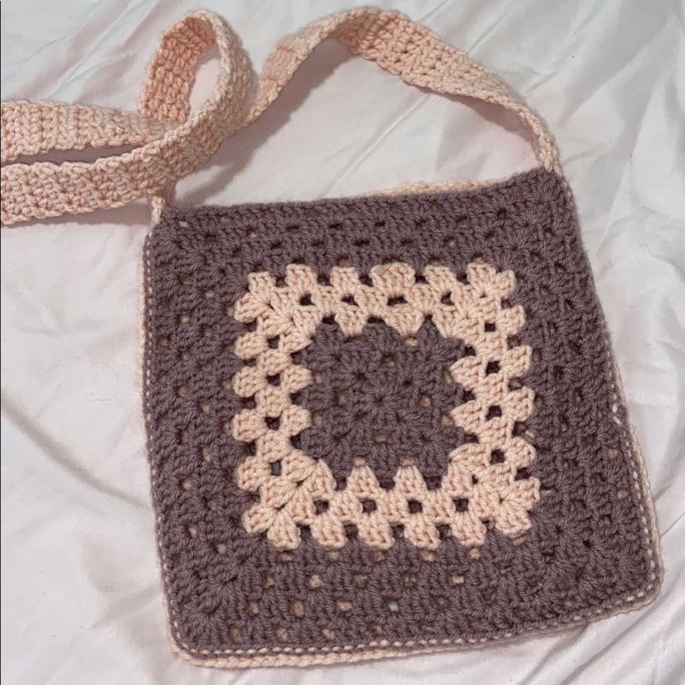 Crochet granny square tote🪐✨